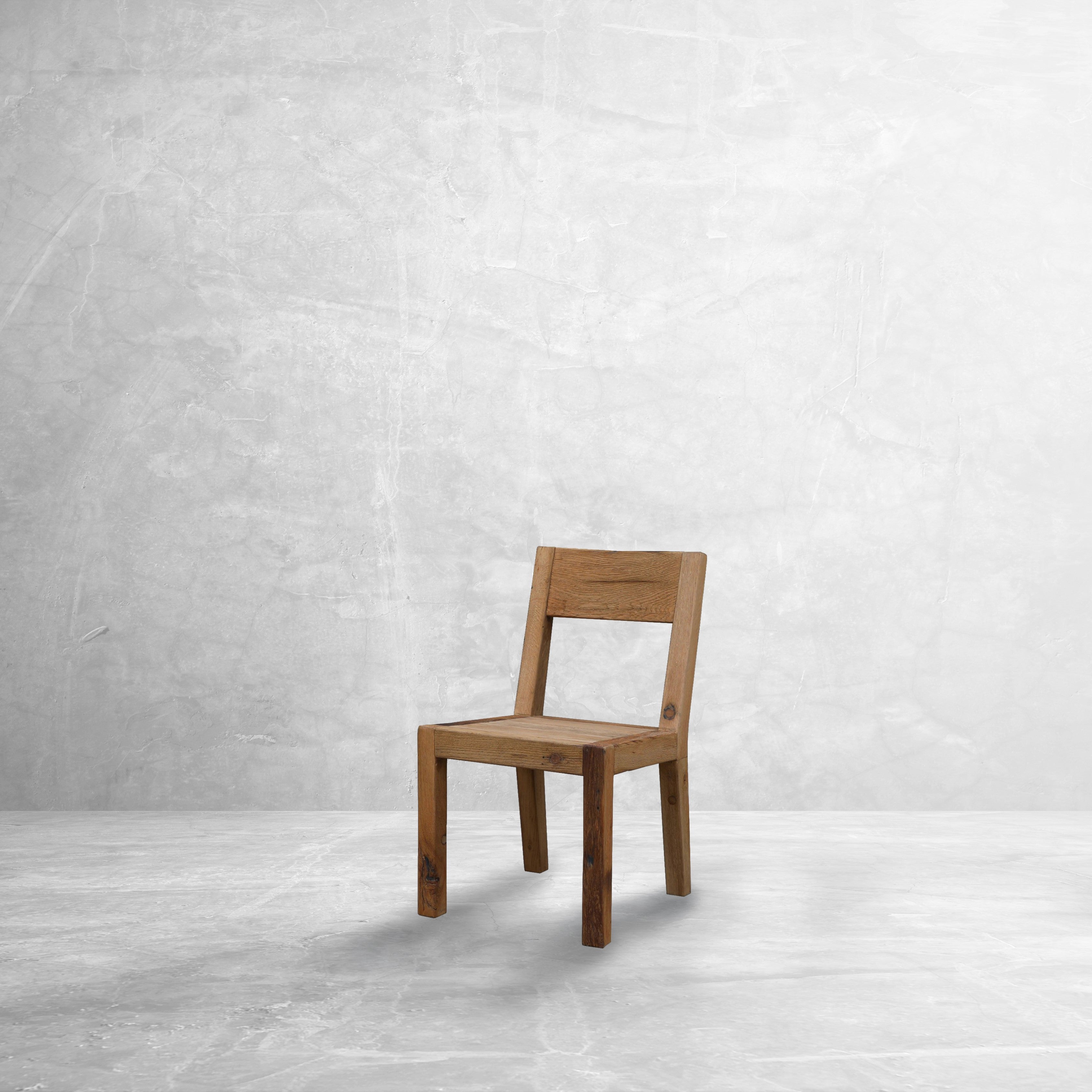 DRIFT DINING CHAIR